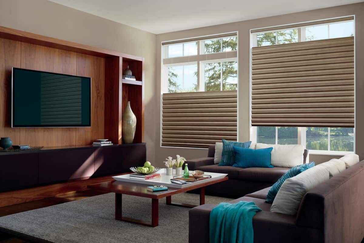 Benefits of Fall Window Treatments including PowerView™ Automation and shades Near Jackson, Wyoming (WY)